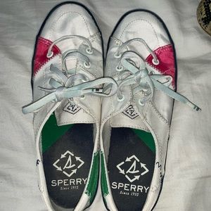 Sperry tennis shoes
